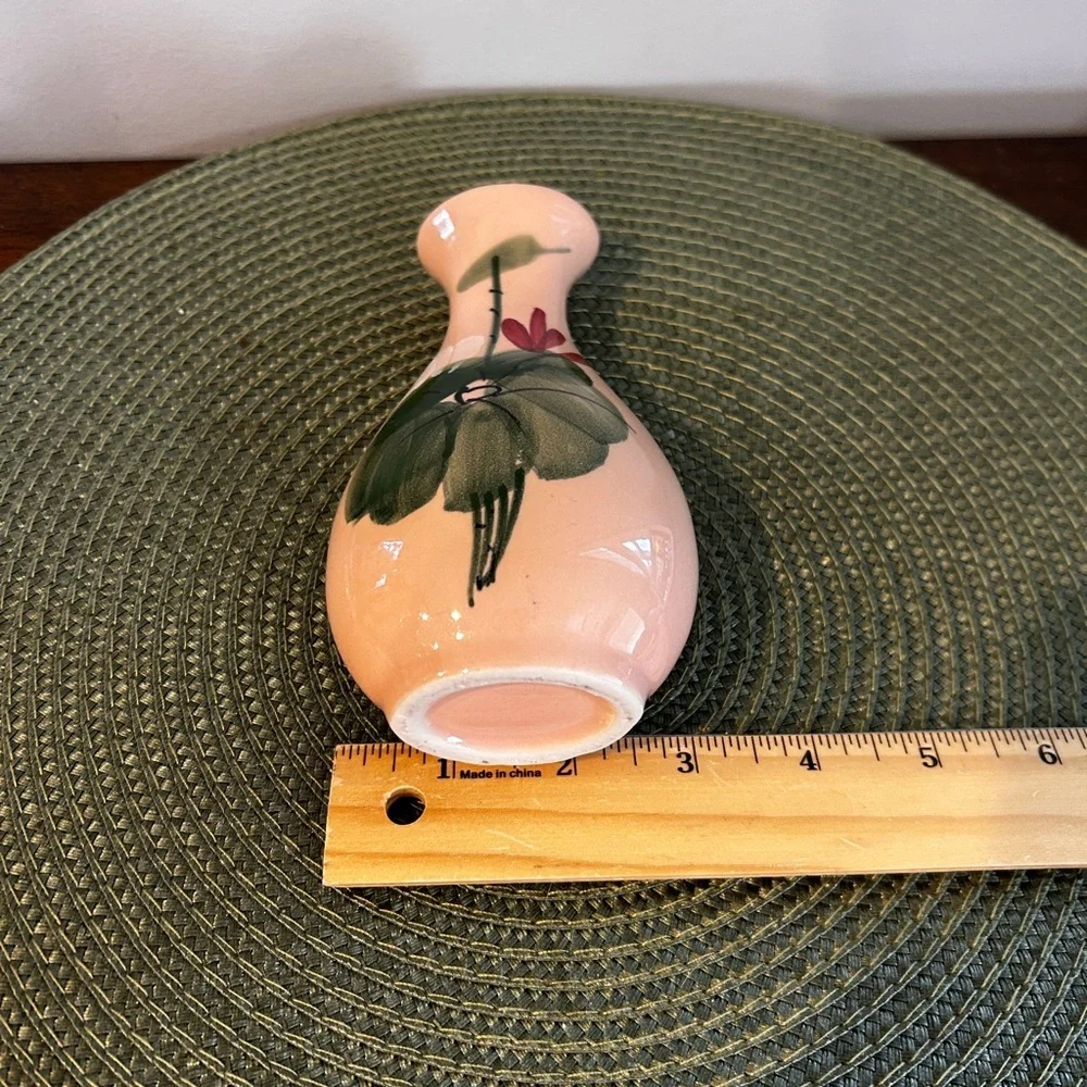 Vintage Pink Glazed Hand Painted Floral Bud Vase 6 Inch Tall With No Flaws Noted